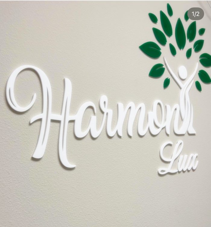Custom indoor lobby signs for your business in Richmond, TX, USA.