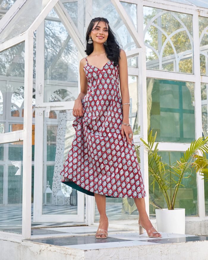 Buy Stylish Dresses for Women Online – Guleri