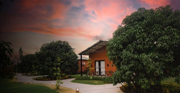 Wedding Banquet Halls in Garh Mukteshwar