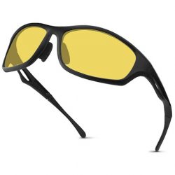 Commercial Driving and the Benefits of PolarVision Lenses
