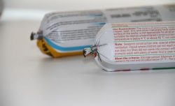 full-automatic silicone adhesive soft-packaged machine