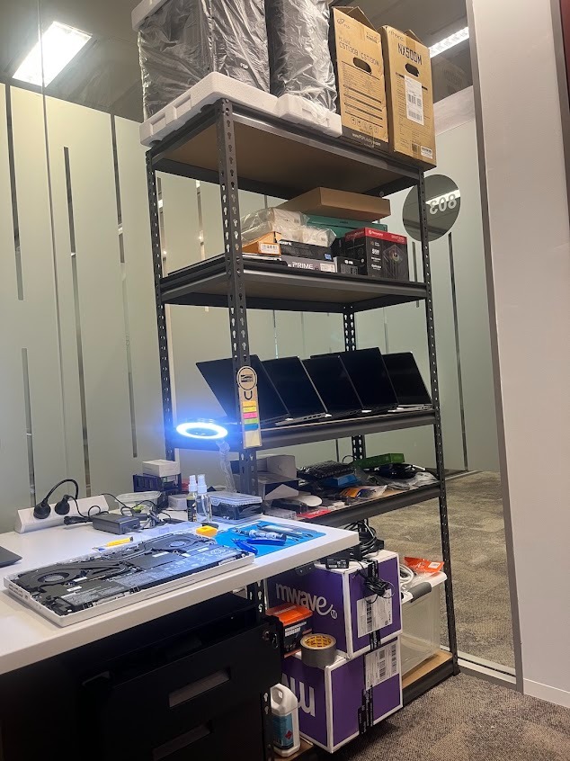 MacBook Screen Replacement in Canberra | Eserve Infotech