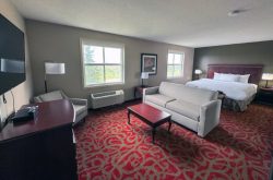 Hotel Nisku Alberta | Ramada Near Edmonton Airport