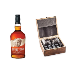 Liquor Gift Sets Packed with Popular Pairings and Accessories