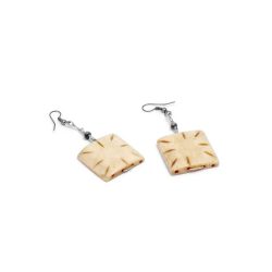 Are lab grown diamond dangle earrings durable enough for daily wear?