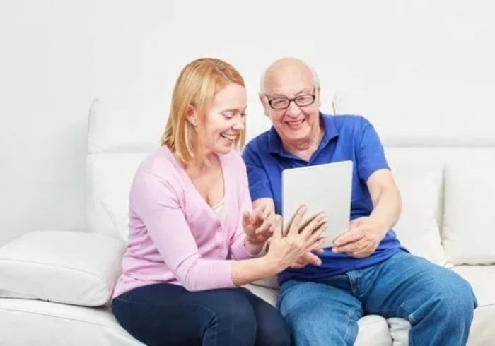 Empowering Seniors with Digital Skills