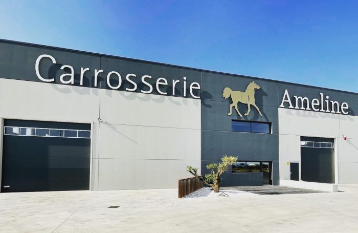 Reliable Horse Truck Transport Services