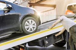 Trusted Car Scrap Dealers in Delhi for Hassle-Free Vehicle Disposal