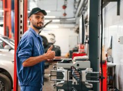Hire Mechanic Brisbane For Professional Car Service and Repairs