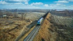 China Launches Nation’s Highest-Capacity Battery-Electric Locomotive for Medium- and Long-Haul F ...