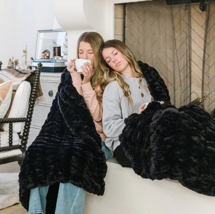 Ultimate Comfort Experience With Comfy Blankets Collection