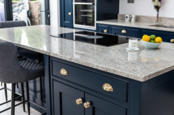 Sophisticated Crema Quartz Worktop for Elegant Modern Kitchens