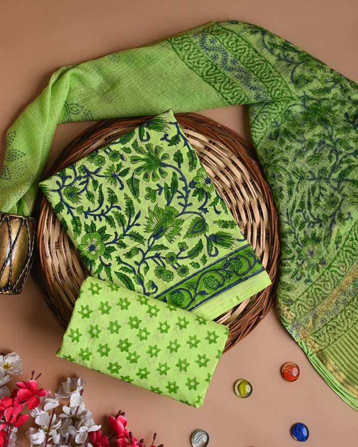 Buy Dabu Print Cotton Suits for Ethnic Wear Online