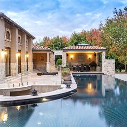 Why Choose Concrete Pool Builders Melbourne for Your Dream Backyard Pool