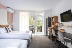 Discover the Perfect Barossa Valley Couples Retreat and Group Getaway