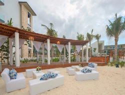 Exclusive Dreams Riviera Cancun Wedding by Liz Moore Destination Weddings