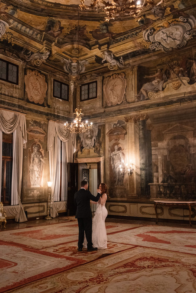 Create Unforgettable Wedding Memories with a Venice Wedding Photographer