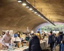 Why You Should Shop at a Handmade Goods Market