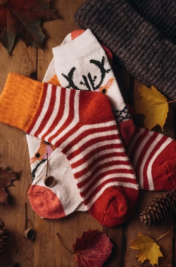 Custom Crew Socks with Logo USA | Personalized Socks | Everprint USA