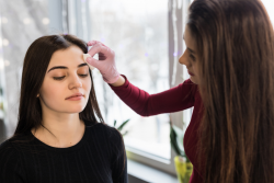 Dandruff Treatment in Delhi – Iksana Wellness