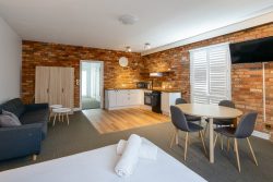 Business Accommodation Warrnambool: A Practical Base for Work Trips and Short Stays